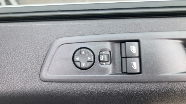 Vauxhall Vivaro L2 Diesel 2.0 Turbo D 145 Prime H1 Van
